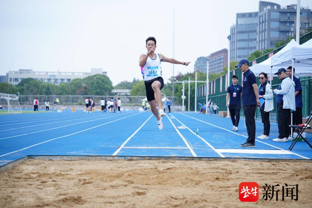 跳比赛, img 跳比赛, img